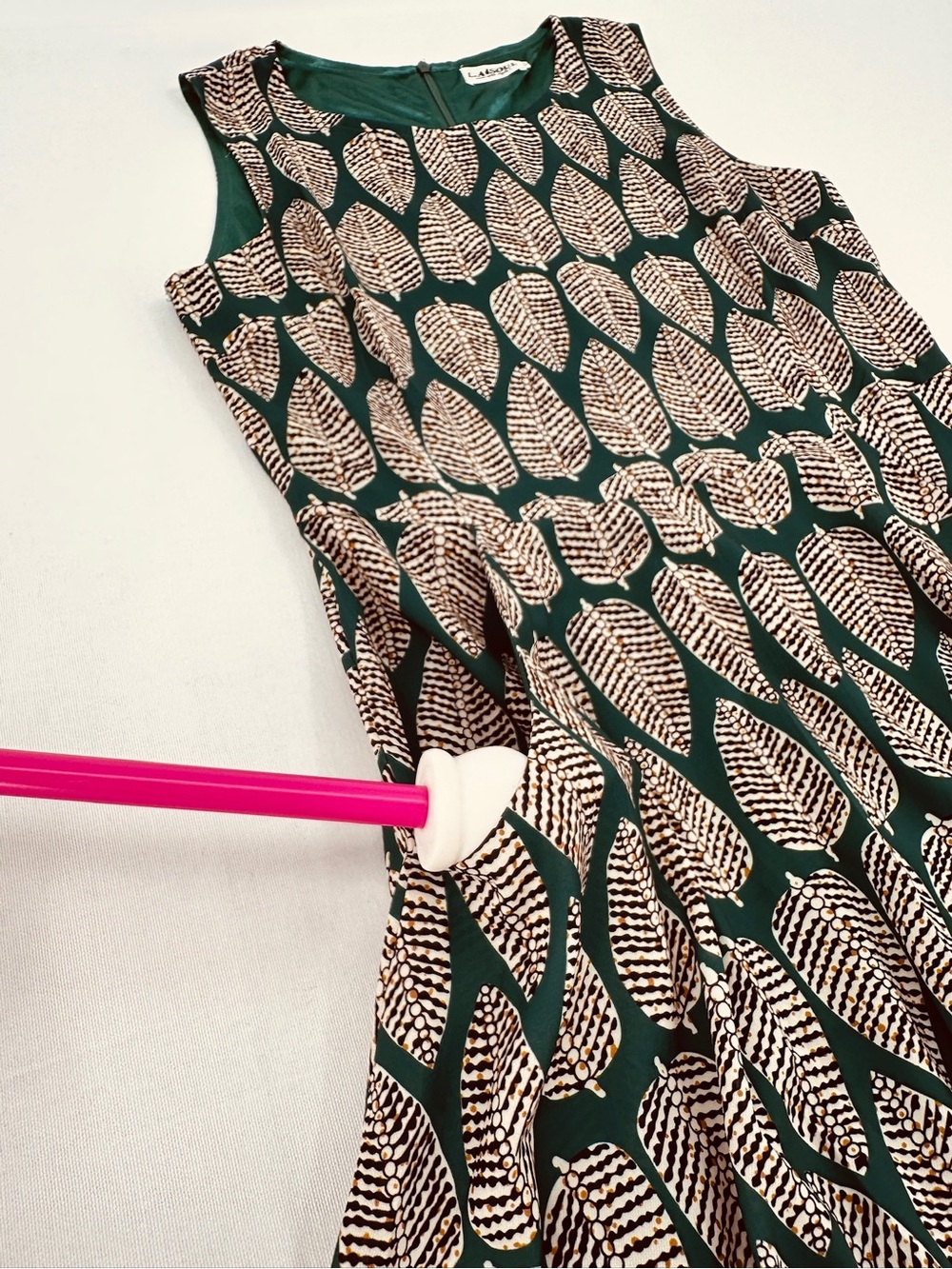 Forest Green Graphic Leaf Print Fit & Flare Dress Retro Mod Botanical M - Picture 3 of 12